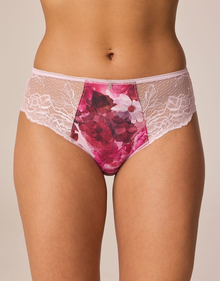 Pippa Brief